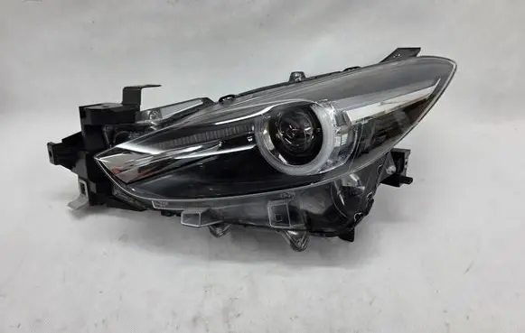 Mazda 3 III Headlight/headlamp SPEEDBSP551040 BSP551040