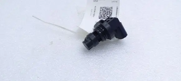 Suzuki SX4 S-Cross Crankshaft position sensor 3877168M0 J5T38771