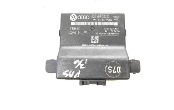 Volkswagen Golf V Gateway control module 3C0907951A 402063 3C0907530C