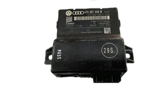Audi A6 S6 C6 4F Gateway control module 4F0907468M