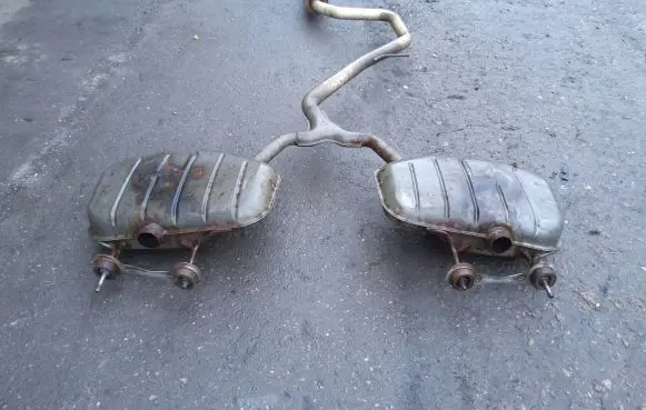 Cadillac XTS Muffler/silencer 22808943 22808942