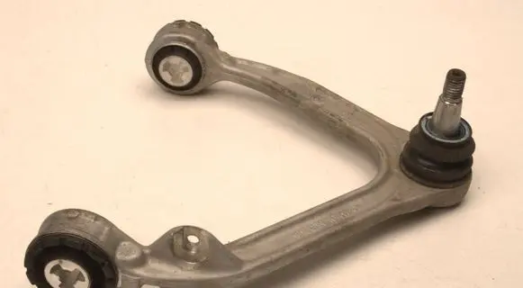 Volvo V60 Front control arm 32424505