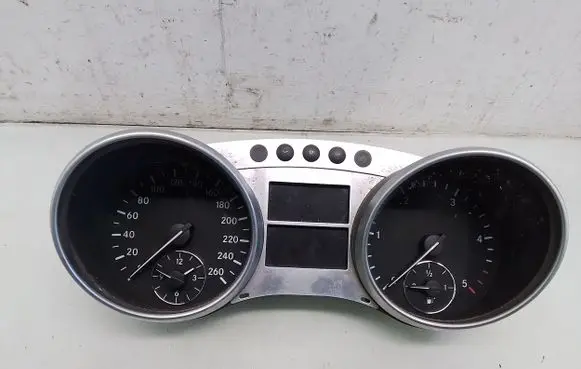 Mercedes-Benz R W251 Speedometer (instrument cluster) A2C53140443