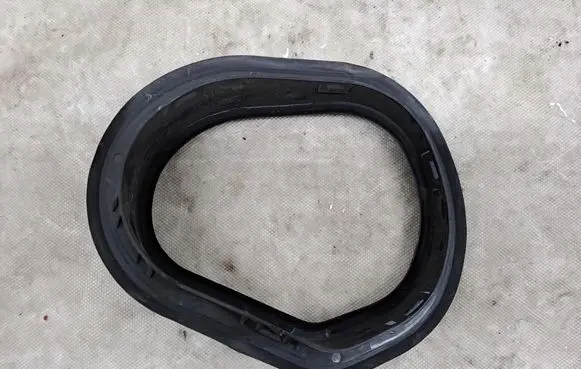 Ford Puma Fuel tank filler cap L1TBS405B84