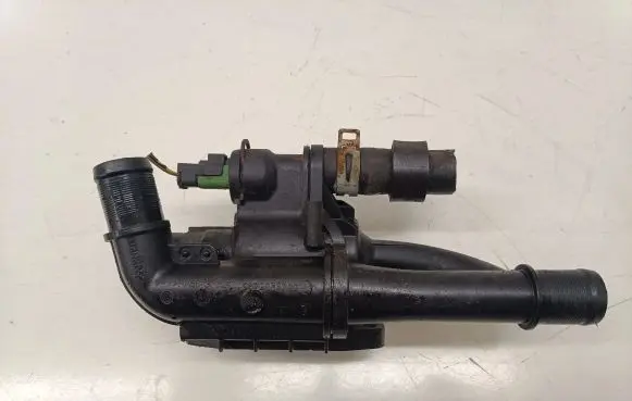 Volvo V60 Engine coolant pipe/hose 9670253780