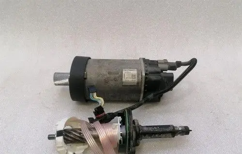 BMW M5 F90 Steering rack 7828177545