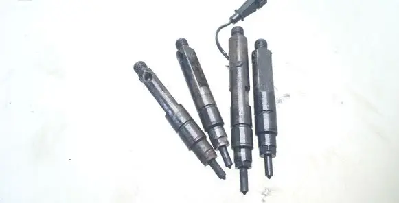 Fuel injectors set