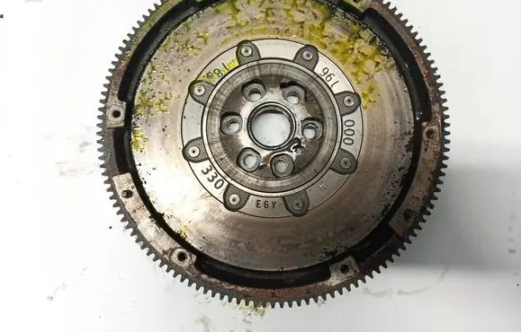 Volkswagen PASSAT B6 Flywheel 330000196
