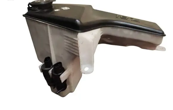 BMW X5 E53 Windshield washer fluid reservoir/tank 8252738 61678252738