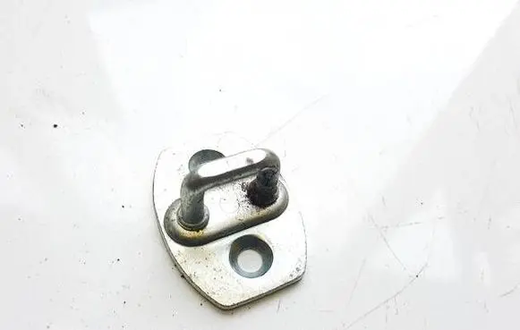 Toyota Auris 150 Rear door lock loop/hook striker 