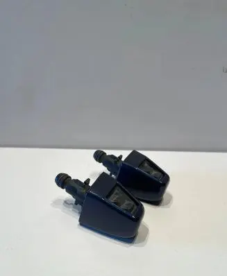 BMW X3 E83 Headlight washer spray nozzle 3411430 61673413208