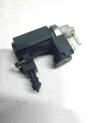 Renault Laguna II Turbo solenoid valve 820027G451