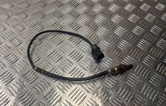 Volkswagen Touran II Lambda probe sensor 03F906262B