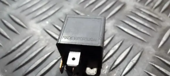 Renault Twingo I Other relay 7700421176