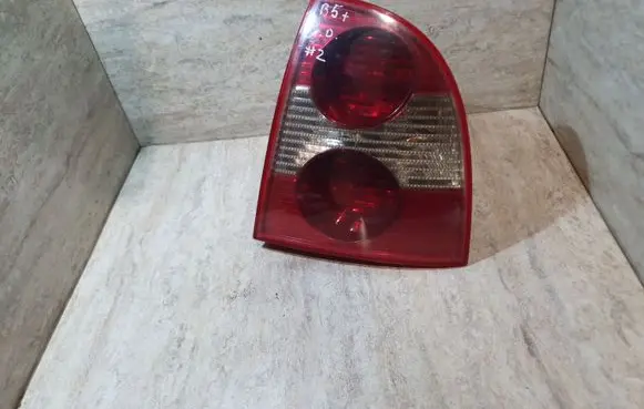 Volkswagen PASSAT B5.5 Rear/tail lights 3B5945096AE