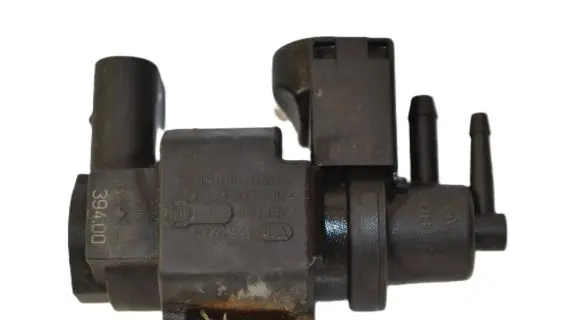 Audi A6 S6 C6 4F Turbo solenoid valve 059906629A 4252446