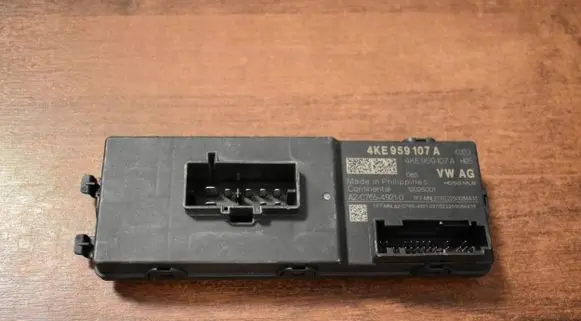 Audi Q8 e-tron Trunk lid opening control unit 4KE959107A
