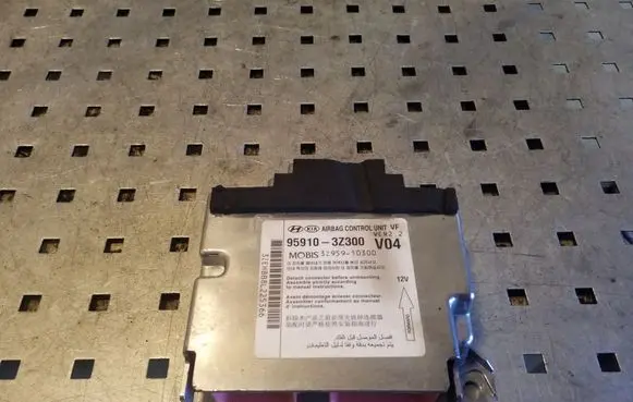 Hyundai i40 Airbag control unit/module 959103Z300