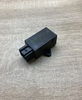 Volkswagen Touareg I Other relay 7L0959772