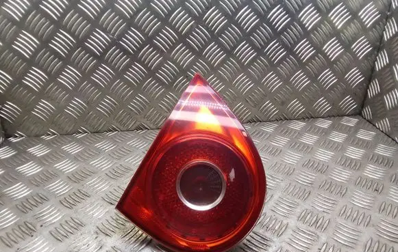 Volkswagen Golf V Tailgate light lenses 1K6945093J 1K6945107C