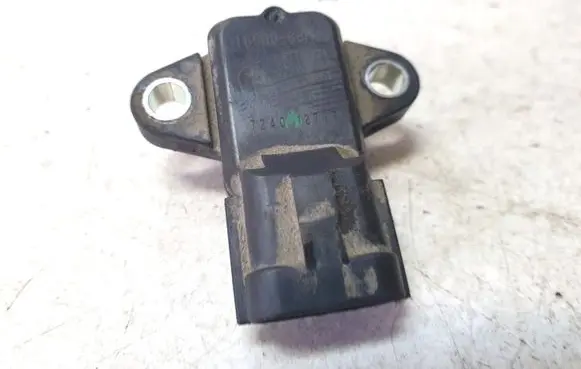 Suzuki Swift I Camshaft position sensor 3322076G11