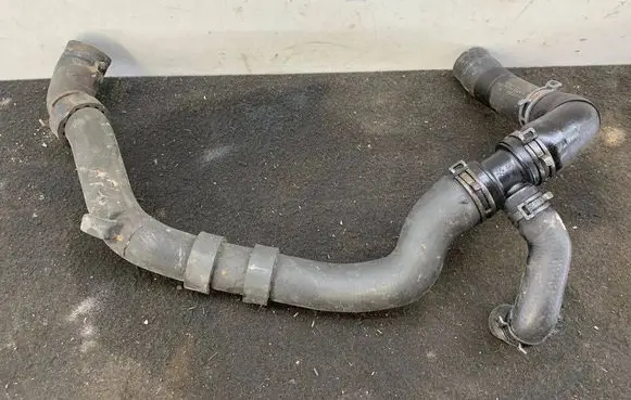 Skoda Superb B6 (3T) Engine coolant pipe/hose 1K0122051H