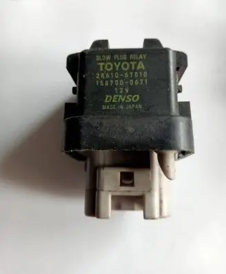 Toyota Corolla Verso E121 Glow plug pre-heat relay 2861067010 1567000671