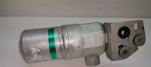 Audi A2 Air conditioning (A/C) air dryer 8Z0820193B