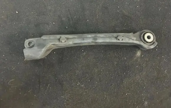 Mercedes-Benz E AMG W212 Rear control arm A2043521488