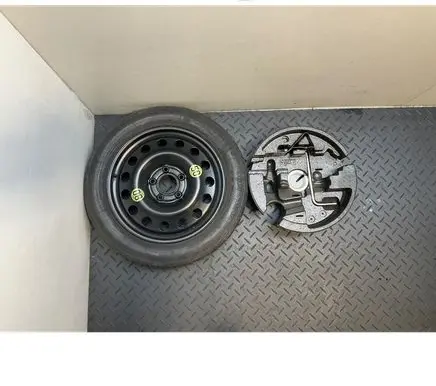 BMW 5 E60 E61 R17 spare wheel 6758778