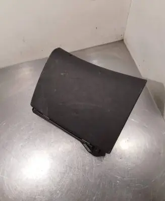 Glove box