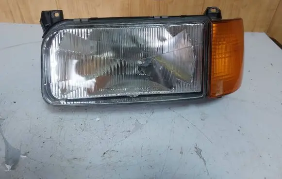 Volkswagen PASSAT B3 Headlight/headlamp 13348000