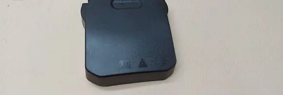 Ford Focus Battery box tray cover/lid DV6110A659AA