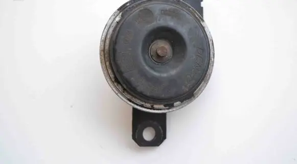 Toyota Hilux (AN10, AN20, AN30) Horn signal