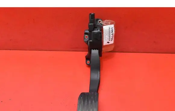Ford S-MAX Accelerator throttle pedal 6G929F836JE