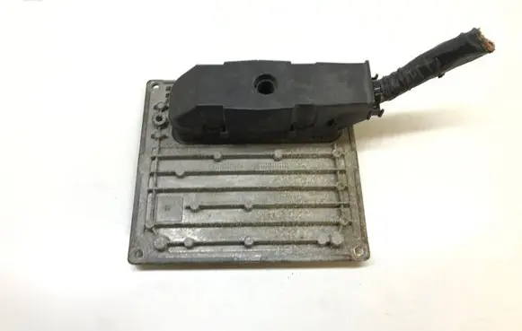 Ford Fiesta Engine control unit/module 6S6112A650GD K4073