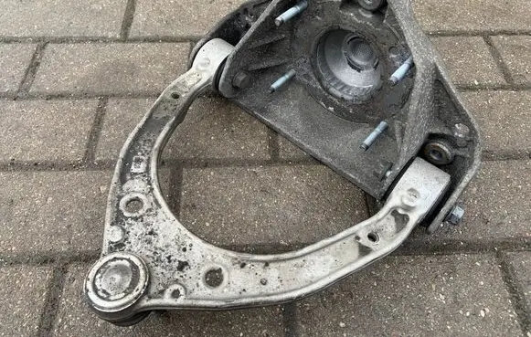 Audi Q7 4L Front lower control arm/wishbone 7L8407021 7L0412391D