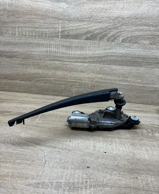 Mazda 3 I Rear window wiper motor 0390201588