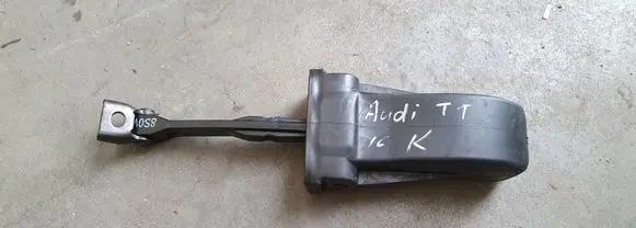 Audi TT TTS RS Mk3 8S Front door check strap stopper 8S0837249 8V5837267