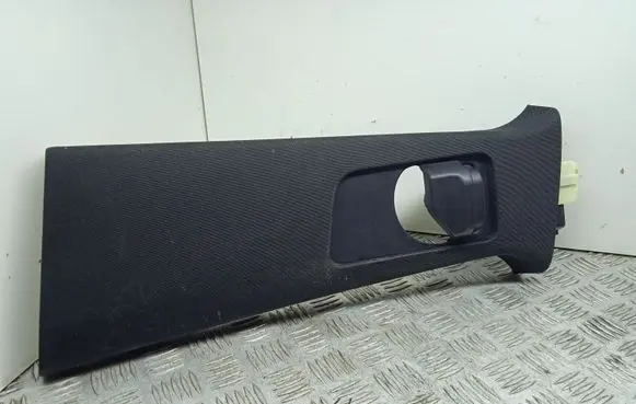 Mercedes-Benz GLE (W166 - C292) (B) pillar trim (top) A1668680100