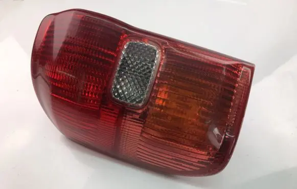 Toyota RAV 4 (XA20) Rear/tail lights