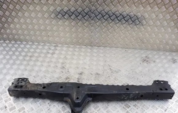Toyota Avensis T270 Front bumper cross member