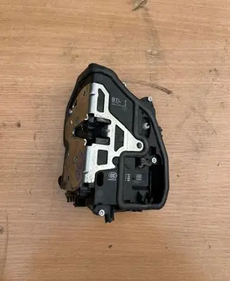 Front door lock