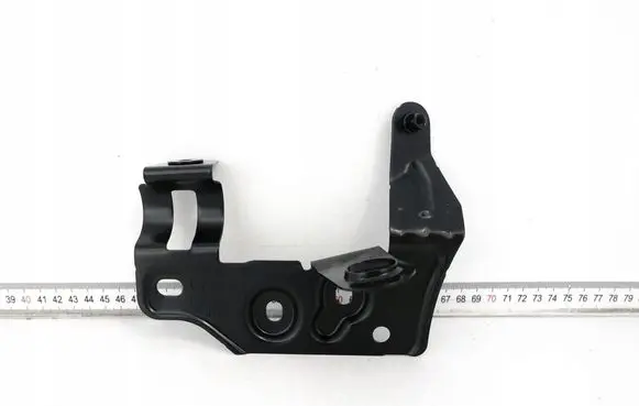 Porsche Cayenne (9Y0 9Y3) Fender mounting bracket 9Y0821167A