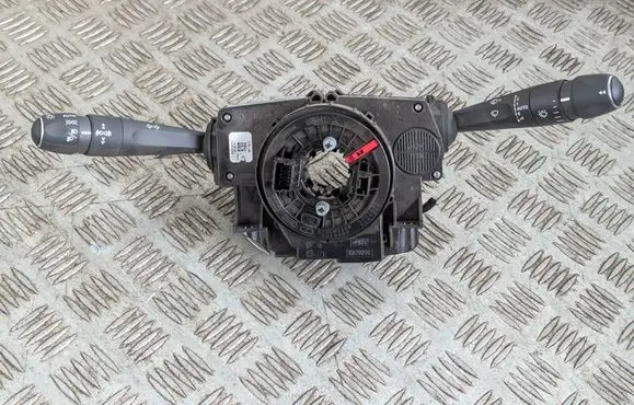 Citroen C4 X Wiper turn signal indicator stalk/switch 98477398ZD