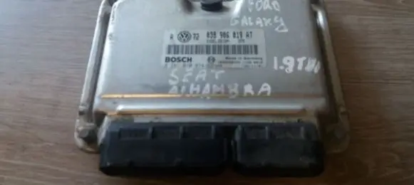 Ford Galaxy Engine control unit/module ECU 0281010974 038906019AT