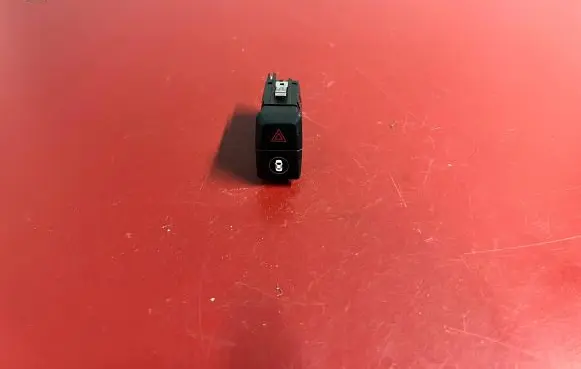 BMW X3 G01 Hazard light switch 6993055 61316993055
