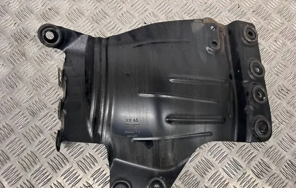 Audi Q7 4M Other under body part 4M0803597G