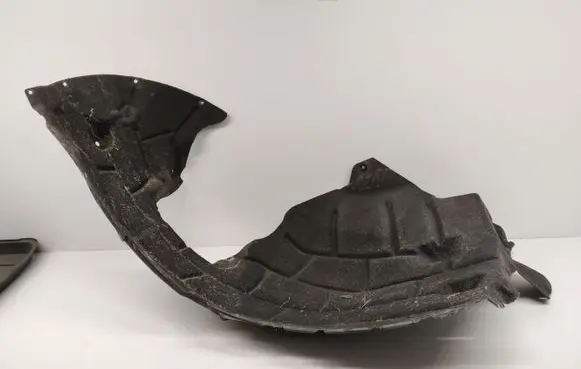 Audi A5 Front wheel arch liner splash guards 8B3821172C