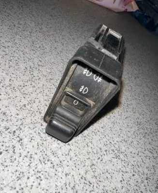 BMW 5 E34 Fog light switch 61318351238